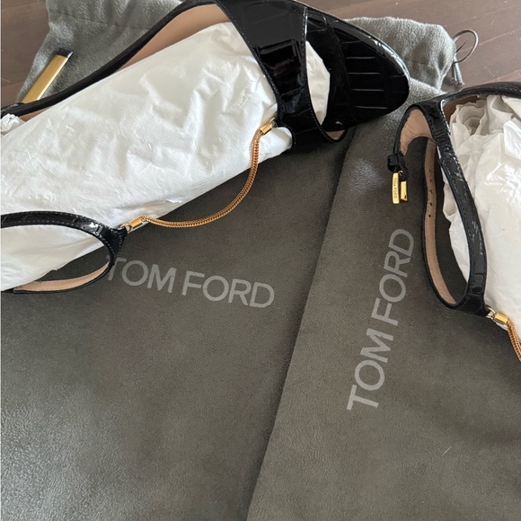 Tom Ford Black Leather Heels with Gold Accent - Picture 7 of 7